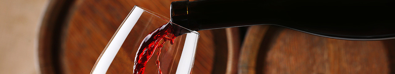 Vin Rouge Corsé | Bordeaux, Rhône