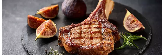 Which Wine to Pair with Pork Chops?