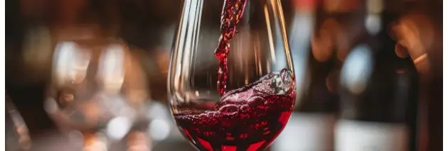 What food goes with Saint-Émilion? What merlot's roundness allows