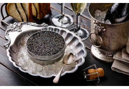 Pour Noël, quel vin boire avec du caviar ?